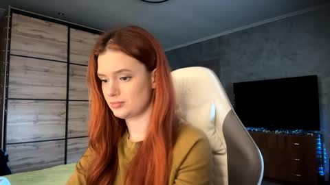 EmmaEmbers online show from 04.13.26