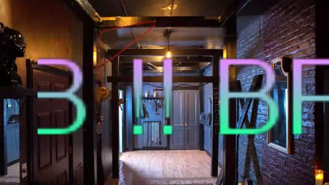 lucretiasissygothic online show from 09.15.25