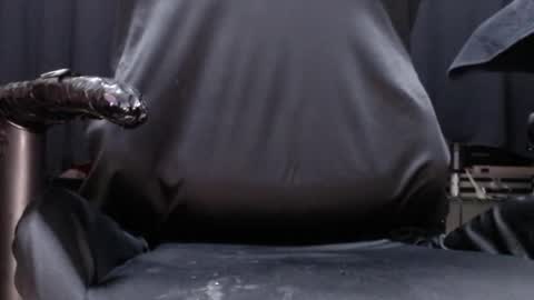 lucretiasissygothic online show from 10.04.25