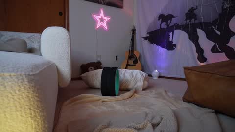 Lucy. online show from 02.27.25