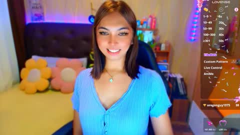 Snapshot of lucy_gray29 chatting on 09.21.25 Lucy online show from 09.21.25