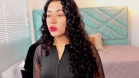 Lucy Greys online show from 03.18.26