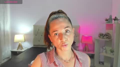 Lucia online show from 01.30.25