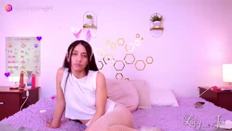 Luciana online show from 10.07.25