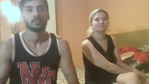 Lucy and Maxx online show from 02.04.25