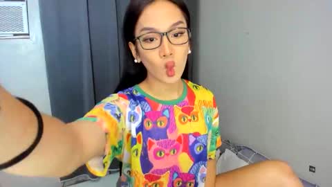 lucy_shane online show from 10.26.25