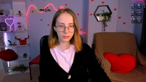 lucy online show from 04.04.26