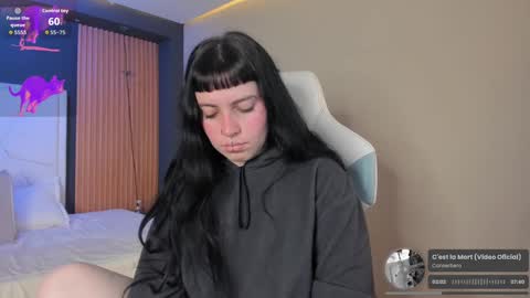 Sofia  online show from 09.26.25