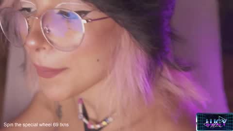 Snapshot of lucyallenx chatting on 01.27.25 Lucy Alien online show from 01.27.25