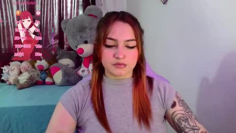 Snapshot of lucycherry__ chatting on 12.04.25 LUCIA online show from 12.04.25