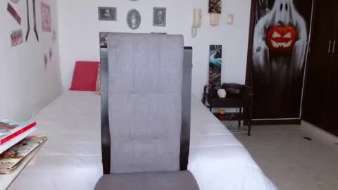 Lucya Fernanda  online show from 10.07.25