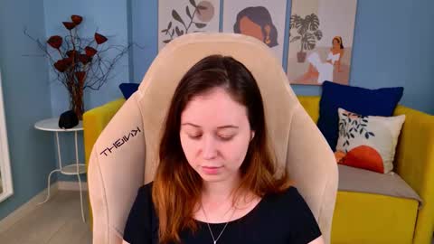 Snapshot of lucyharis chatting on 02.20.26 Lucy online show from 02.20.26