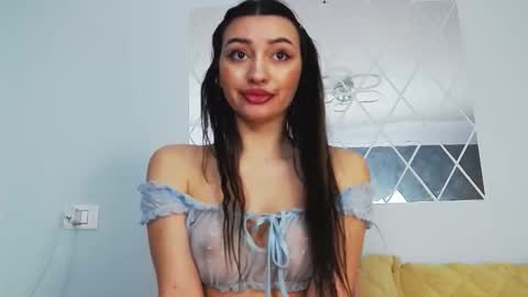 Lucy Kims online show from 02.14.26