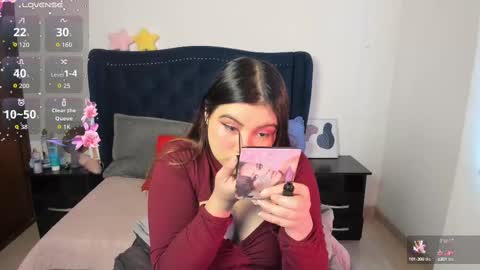 Snapshot of lucypetit chatting on 09.15.25 Lucy Petit online show from 09.15.25