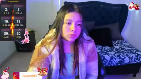 Lucy Petit online show from 01.16.26