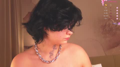 lucyvee online show from 12.28.24