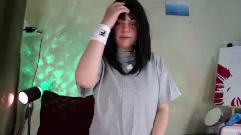 lucyw_ online show from 03.11.25