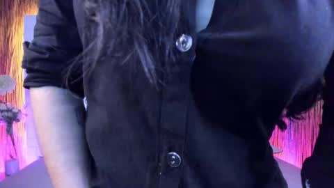 Lucy Liiu online show from 02.27.26