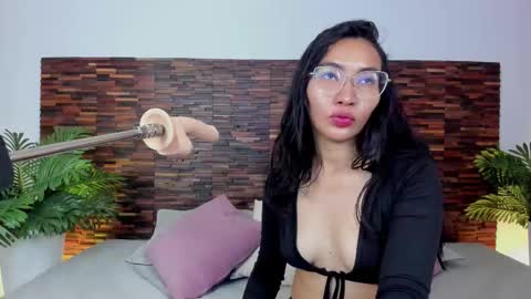 Lucy Liiu online show from 03.27.26