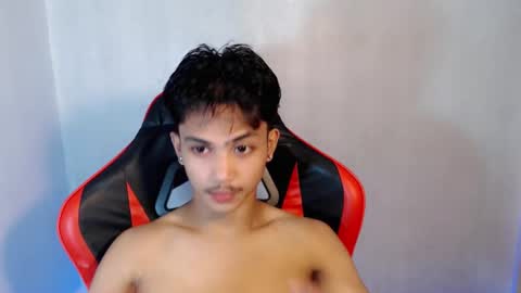 Snapshot of luda_69 chatting on 11.24.25 luda_69 online show from 11.24.25