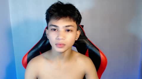 Snapshot of luda_69 chatting on 12.04.25 luda_69 online show from 12.04.25