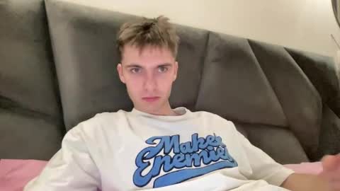 Luis online show from 11.26.25