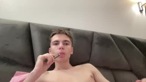 Luis online show from 12.03.25