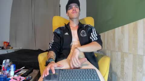 Snapshot of luis_as chatting on 02.23.25 Luis AS online show from 02.23.25