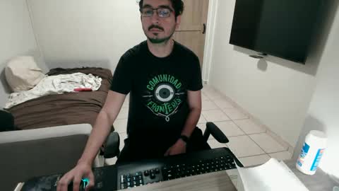 luis_flr online show from 03.10.25