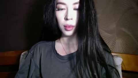 luisa lovedom online show from 04.23.26