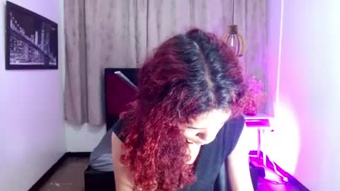 Snapshot of luisa_torres__ chatting on 06.25.26 luisa_torres__ online show from 06.25.26