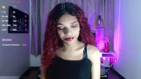 Snapshot of luisa_torres__ chatting on 07.11.26 luisa_torres__ online show from 07.11.26