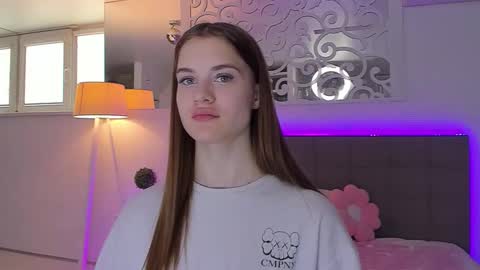 LuisaClover online show from 05.24.26