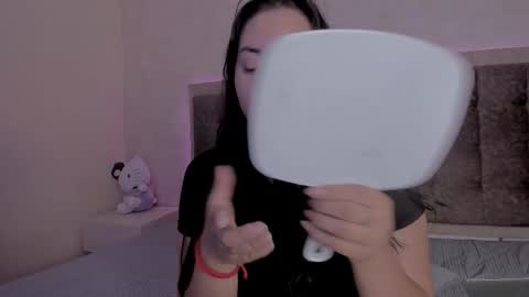 Luisa Giraldo online show from 11.24.25