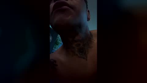 Snapshot of luisjg24hrs chatting on 04.05.26 luisjg24hrs online show from 04.05.26