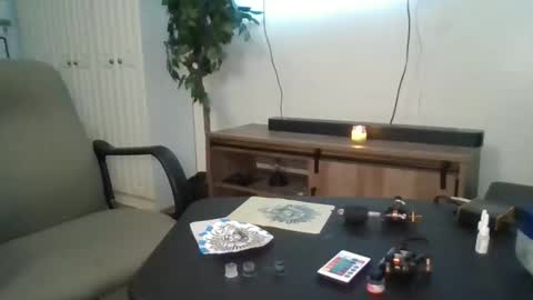 Snapshot of luisjg24hrs chatting on 04.12.26 luisjg24hrs online show from 04.12.26