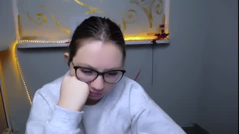 Luiza online show from 02.17.25