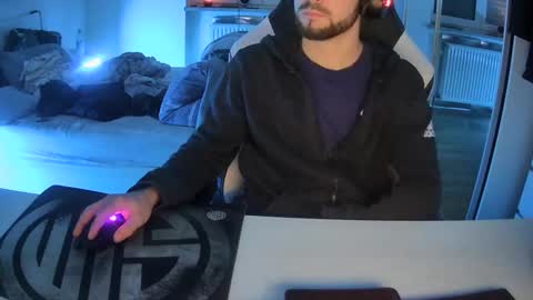 lukasschoetz online show from 01.22.25