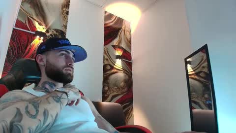 LUKE online show from 12.23.25