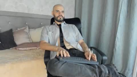 luke diaz7 online show from 02.21.25