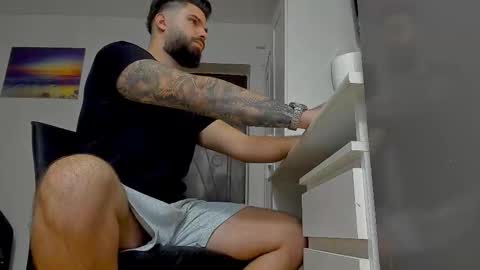 Luke online show from 10.24.25