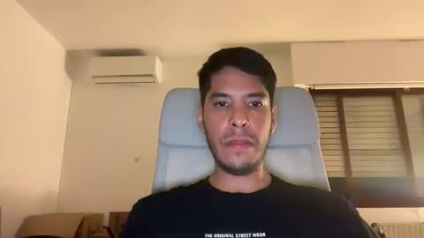 morenitoisonfire online show from 04.25.26