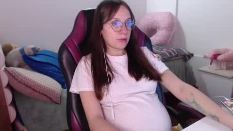 Vicky online show from 12.20.24