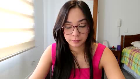 Snapshot of lulibee_ chatting on 04.02.26 Luli online show from 04.02.26