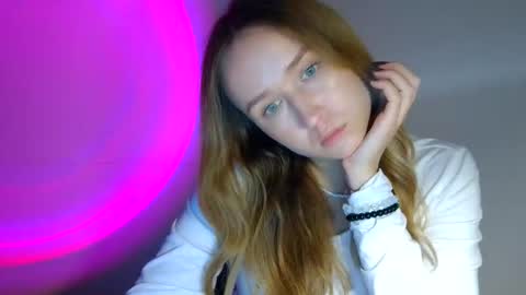 Lulu Baby18 online show from 10.27.25