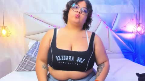 Snapshot of lulu_kawai chatting on 02.03.26 lulu online show from 02.03.26