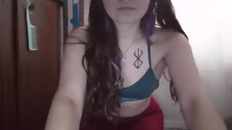 Snapshot of lulupixxx chatting on 02.19.25 Connie online show from 02.19.25