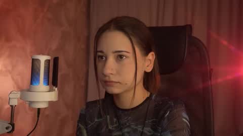 Snapshot of lumenova chatting on 09.20.25 Amelia online show from 09.20.25