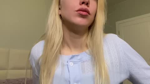 Catherine online show from 04.14.26