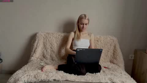 lumpyamsonia online show from 11.27.25